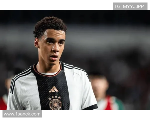 混血儿足球明星的逆袭之路从街头到绿茵场的传奇人生